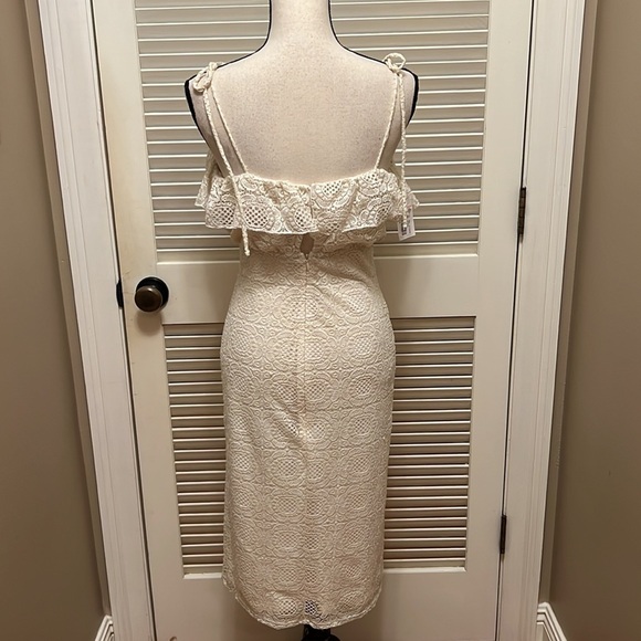 120. June & Hudson Lace Dress in Cream, Size Small - Picture 12 of 17